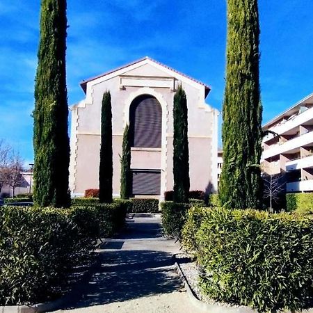 Mambrillo Parking Netflix Disney Prime Avignon Eksteriør billede